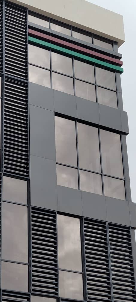 MEDI-SOLAR DARK BRONZE